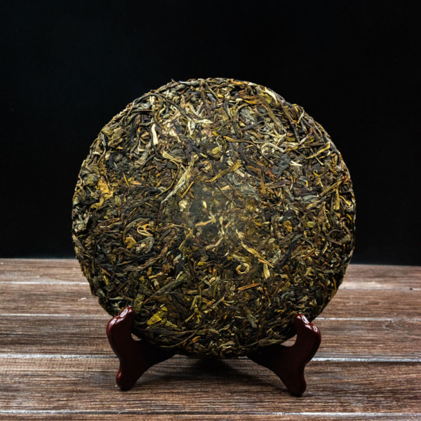 Чай Шен пуер зелений Менхай 357 грам