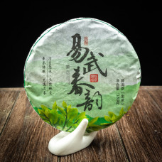 Чай Шен пуер І Ву Чуньюн 180 грам 2018 рік