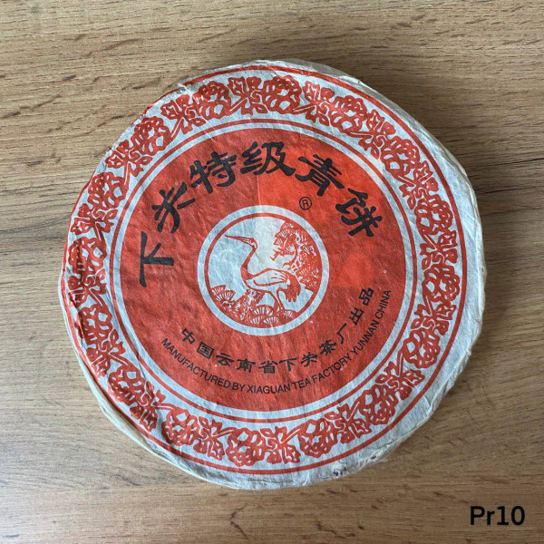 Чай Шен пуер Лао Ся Гуань Сун Хе Сосна і журавель 2003 357 грам